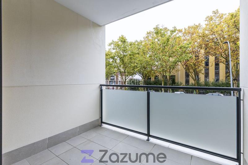 Foto 2cdda609-37e7-4397-b969-c25f6bd1654f. Lloguer pis amb calefacció aparcament piscina a Polígono Industrial Sur San Sebastián de los Reyes