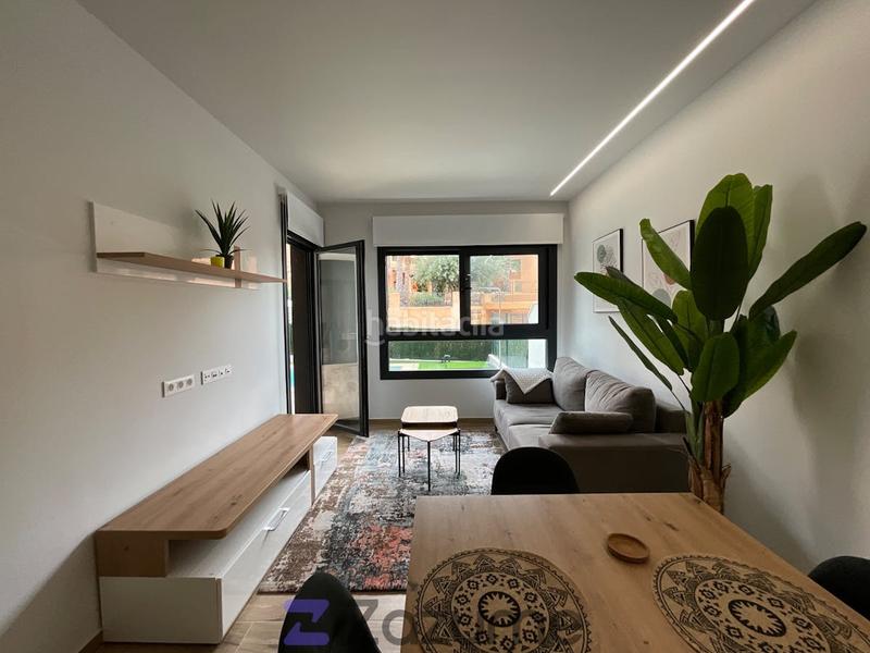 Foto e593a244-8d90-4f97-b49c-cad53dff739f. Location appartement avec piscine dans Villamartín-Las Filipinas Orihuela