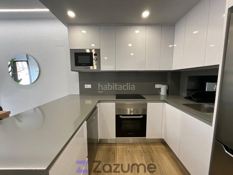 Foto 8ebb766b-fb13-4e48-8515-f52d30455008. Lloguer pis amb piscina a Villamartín-Las Filipinas Orihuela