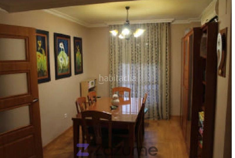 Foto 9401e0ac-3c6a-46c4-90dc-0beed0b549c6. Lloguer casa adossada a Camas