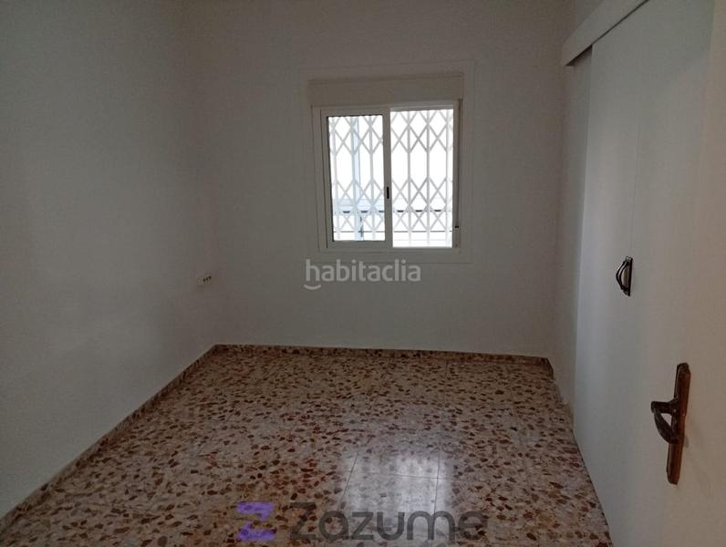 Foto 28fa672f-5f46-42a3-8124-9f1aadc707c8. Location appartement avec chauffage dans Virgen del Remedio - Parque Lo Morant Alicante