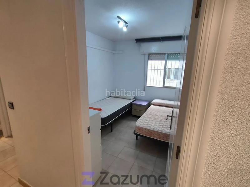 Foto 99b11e0d-011b-49f8-a643-fb9e7c0561c7. Rent flat with heating parking in Las Piscinas Naturales Torrevieja