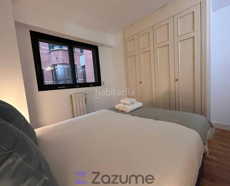 Foto 7a0483b7-c1a1-4f9b-a369-edcae17374e3. Rent flat with heating pool in Imperial Madrid