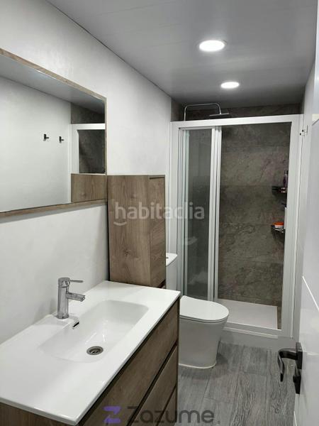 Foto 79b9df8b-9e3a-4ce9-8ea1-e6cb626bc3ee. Alquiler piso en Roca Grossa Lloret de Mar