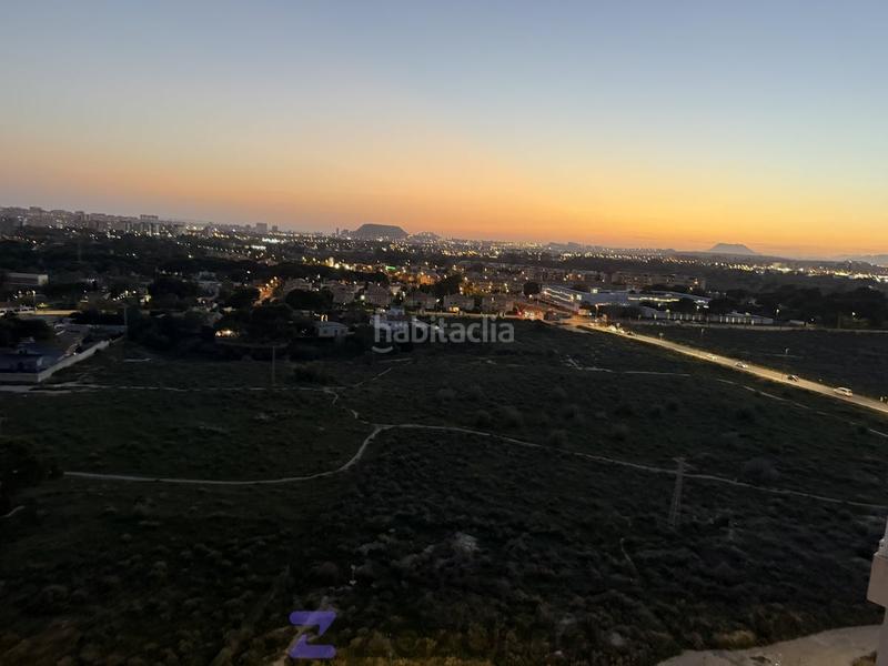 Foto 562a64d9-478a-4898-82bf-52d450c2d382. Miete etagenwohnung mit heizung in Playa Muchavista Campello (el)