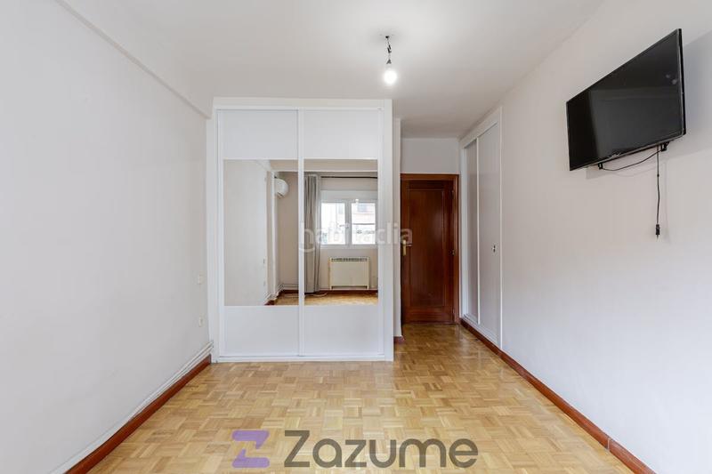 Foto 504f4ba6-34d3-464c-870f-790d57f8e3cd. Alquiler piso en Colina Madrid