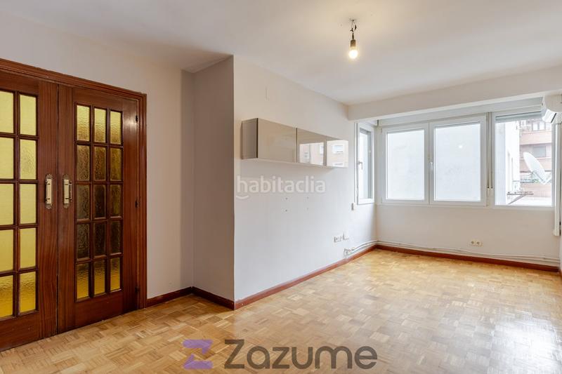 Foto cba849bf-89c6-406c-991b-6f436586a95e. Alquiler piso en Colina Madrid