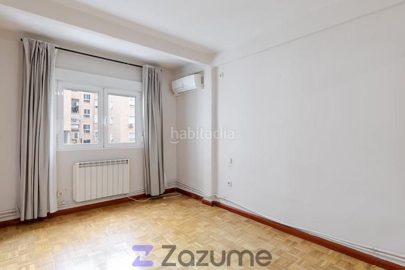 Foto d26a358f-ac5e-4874-aa4a-8d34f015c060. Alquiler piso en Colina Madrid