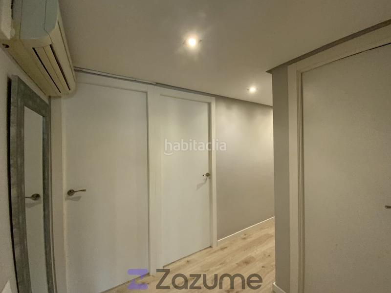 Foto f8b39e22-dc28-496c-83d2-095e955f9400. Affitto appartamento con parcheggio in Trinitat Valencia