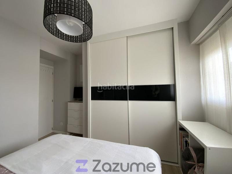 Foto 40ad7d3f-0a51-4fc3-89b2-9e2dc5bef472. Location appartement avec parking dans Trinitat Valencia