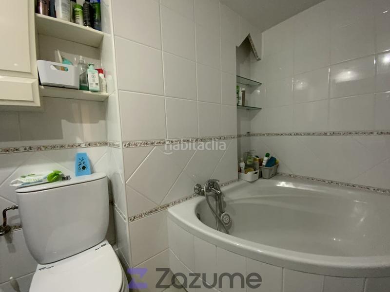 Foto 2638443b-e1d0-42c8-85f7-92df5e912b91. Rent flat with parking in Trinitat Valencia