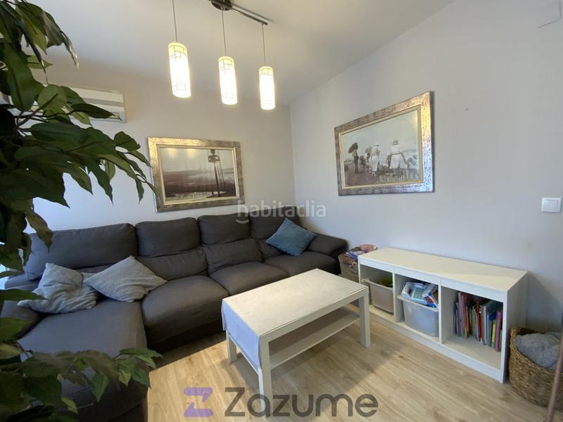 Foto 48da545d-5533-47a4-8e5e-9261fcb8d012. Rent flat with parking in Trinitat Valencia