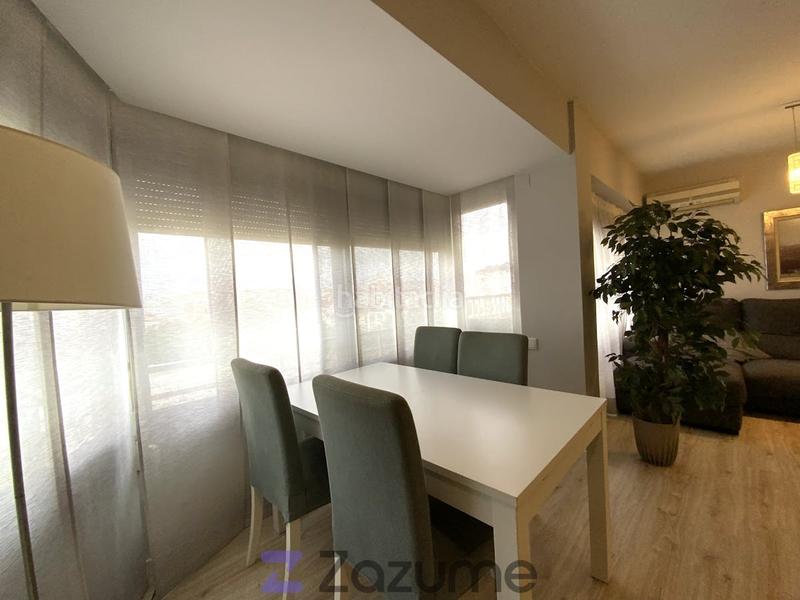 Foto 50a436b8-b27a-4b88-aca9-c8e800d2bcf5. Rent flat with parking in Trinitat Valencia