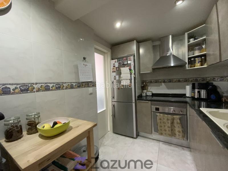 Foto f028bd6d-3441-45a7-8f26-2ee5627b456c. Alquiler piso en Trinitat Valencia