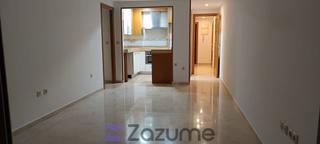 Rent Apartment in Carrer les flors 17