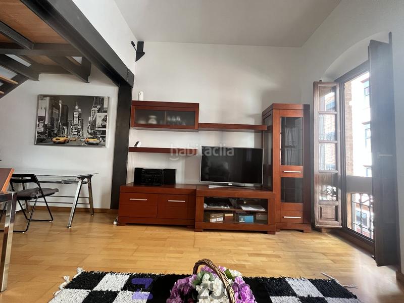 Foto ee7515f5-40f5-4e21-adc6-9ada1e9d2338. Lloguer dúplex amb calefacció piscina a Cruz Roja Sevilla