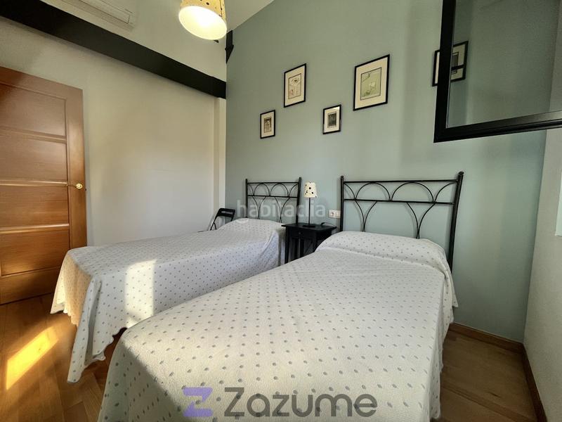 Foto 9f8de942-d407-475a-98ed-07c56251f1b5. Miete zweistöckige wohnung mit heizung pool in Cruz Roja Sevilla