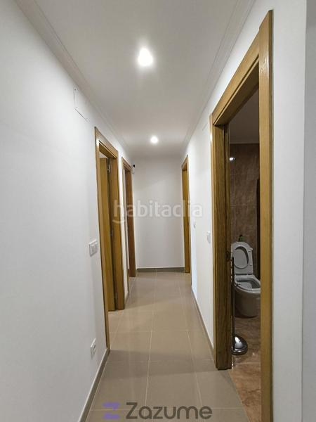 Foto cb9aa9cb-2768-4924-8357-5ced18aa09f4. Affitto appartamento con parcheggio in A Malata - Catabois - Ciudad Jardín Ferrol