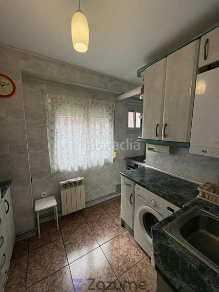 Foto 600ccead-d064-4e86-9303-69bc65f16b98. Rent flat with heating in Pinares de Venecia Zaragoza
