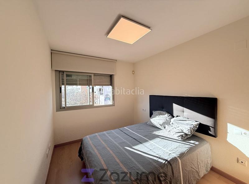 Foto 09b2b7f3-fb56-40d7-96a9-ae7bc6f1b27f. Miete etagenwohnung mit parking in Juan Carlos I Murcia