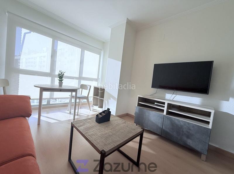 Foto 9d59c9e5-8c2c-4f2d-befe-72b372d372c7. Miete etagenwohnung mit parking in Juan Carlos I Murcia