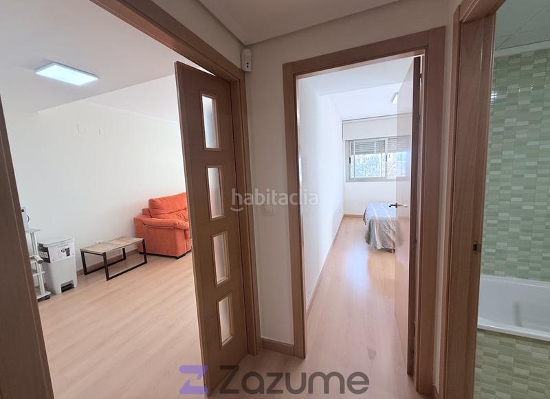 Foto a6e7c0a5-4128-4de6-aae3-5f43c8995fc0. Miete etagenwohnung mit parking in Juan Carlos I Murcia