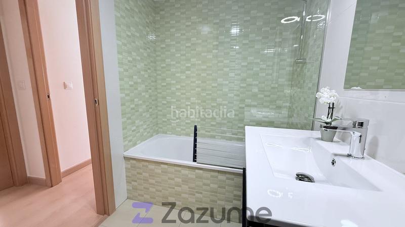 Foto a7e65862-fcba-45d9-8bf1-5397cfb24793. Lloguer pis amb aparcament a Juan Carlos I Murcia