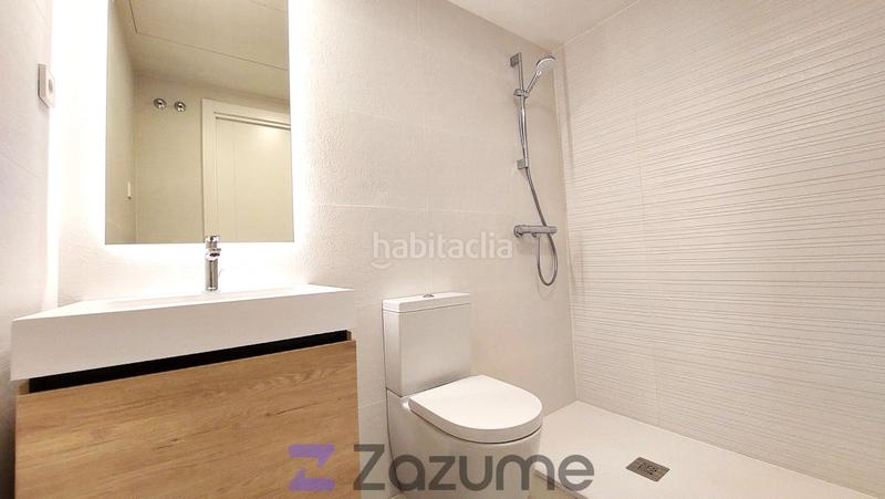 Foto 6c8f4d57-8ddd-495d-88ce-c2eac3e5a601. Location appartement avec chauffage parking piscine dans Madrid