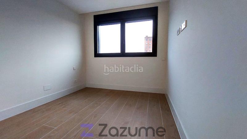 Foto c344eb0d-df85-4b77-b2cb-78c23c94f451. Location appartement avec chauffage parking piscine dans Madrid