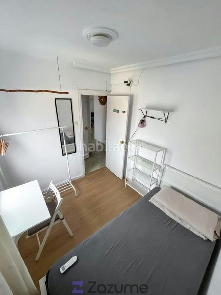 Foto 82042a6c-eed3-421b-8a7a-ca5b124c28a8. Miete etagenwohnung mit heizung in Cruz Roja Sevilla