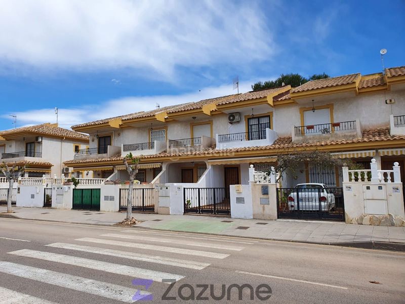 Foto ec40b318-86c8-4d72-b060-94e44cef71f3. Lloguer casa adossada amb calefacció piscina a El Mojón Pilar de la Horadada