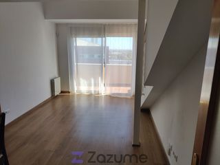 Rent Penthouse  Passeig de lormont