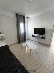 Flat in Carrer de Jacinto Benavente