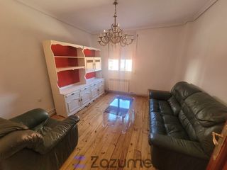 Miete Etagenwohnung  C. goya