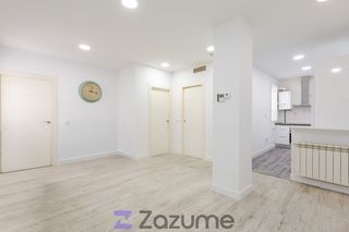 Miete Etagenwohnung  C. de padilla