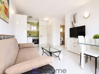 Flat in Av. Juan Carlos I
