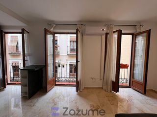 Miete Etagenwohnung  C. san jerónimo