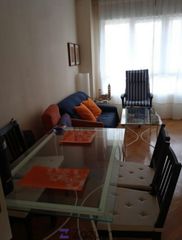 Affitto Piccolo appartamento in Av. de isabel de valois 28
