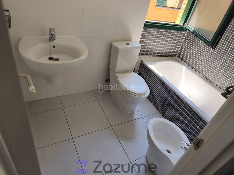 Foto 59a6f866-43e2-40b5-98c6-d816fa41e68d. Lloguer àtic amb aparcament piscina a Cheste