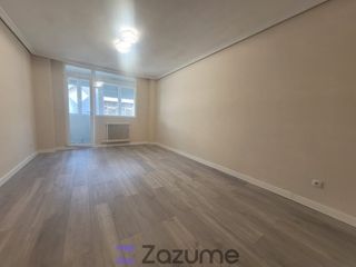 Location Appartement  C. almería