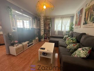 Miete Etagenwohnung  C. doramas