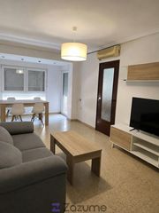 Miete Etagenwohnung  Carrer músic serrano