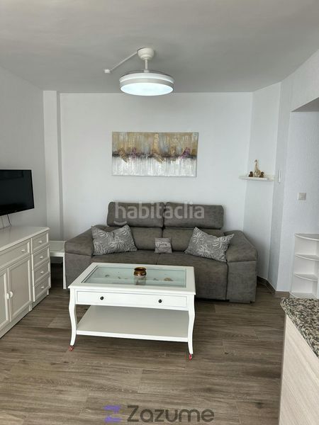 Foto f0131ec5-d955-4842-9abb-8955ae0cc9f1. Alquiler piso en Benajarafe