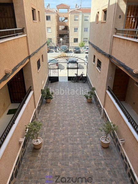 Foto 583554a5-37b9-4a51-bd11-48a5cebb1df3. Alquiler estudio en Zona Carrefour - Urbanizaciones Torrevieja