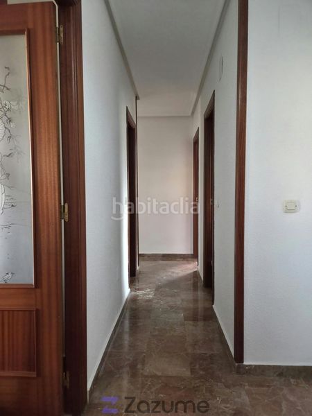 Foto 77eb2982-2431-44bd-b745-a038f1b61eb9. Miete etagenwohnung mit parking pool in El Valle - Universidad Jaén