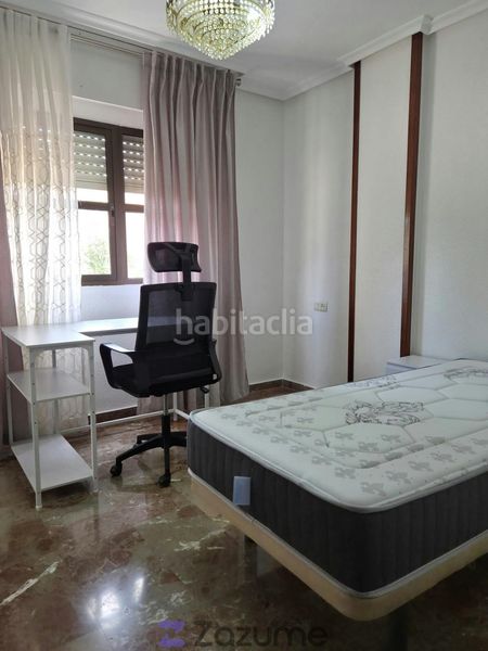 Foto d4d16c13-84e6-41d4-9576-5b97f7d585d2. Miete etagenwohnung mit parking pool in El Valle - Universidad Jaén