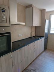 Etagenwohnung in Carrer Llaurança