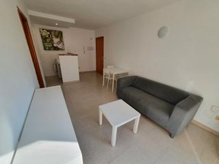 Rent Apartment in Foners. Bonito apartamento amueblado en palma, zona avenidas a 2 minutos