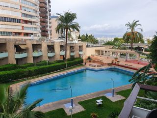 Location Appartement à Porto Pi. Bonito apartamento con piscina comunitaria en el paseo marítimo