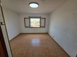Alquiler Piso en Mare de Déu de Lluc. Se alquila piso de 3 habitaciones sin amueblar en palma zona vir